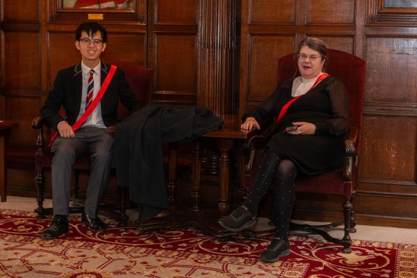 Ting-yan Enoch Kwong and Master Louise McCullough